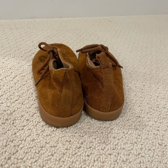 EUC Gap Boys Suede Boots Brown Sz. 2 - Picture 6 of 6